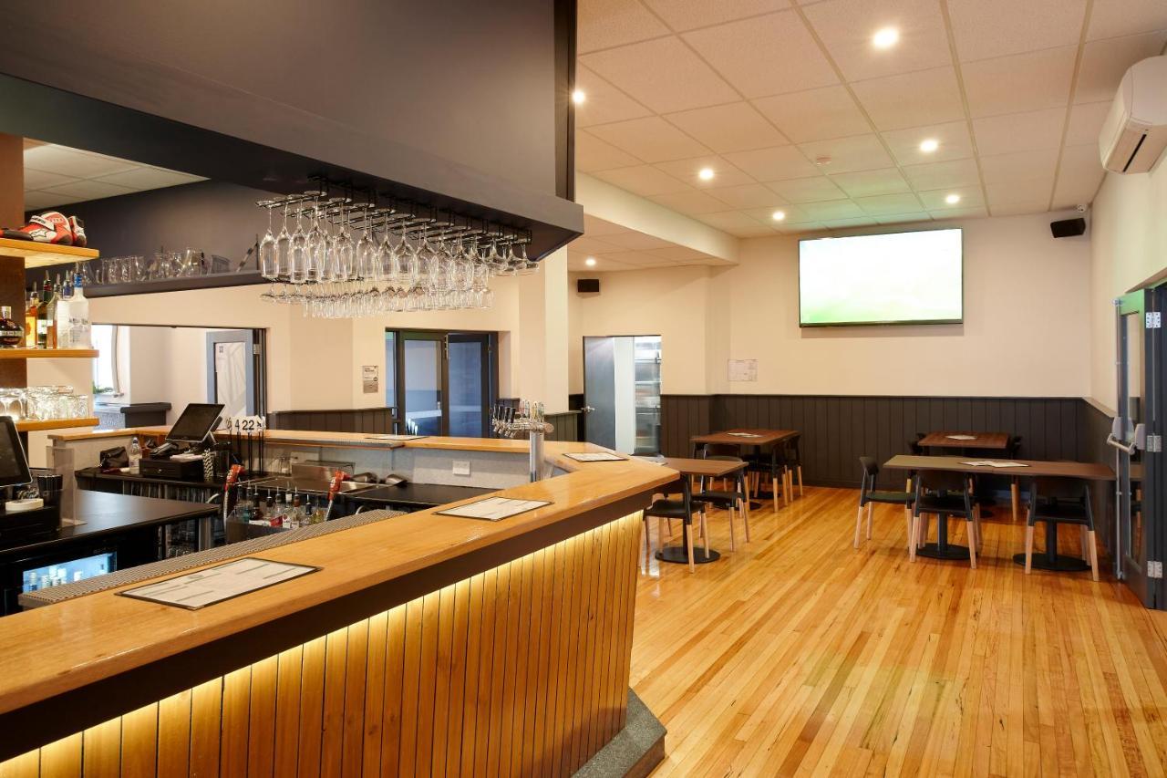 Sports Garden Hotel Лонсестон Экстерьер фото