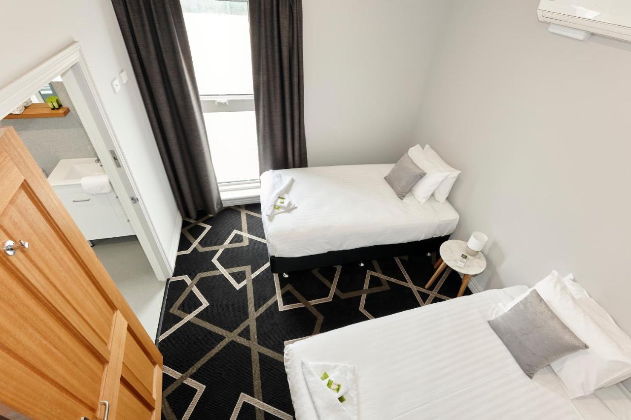 Sports Garden Hotel Лонсестон Экстерьер фото